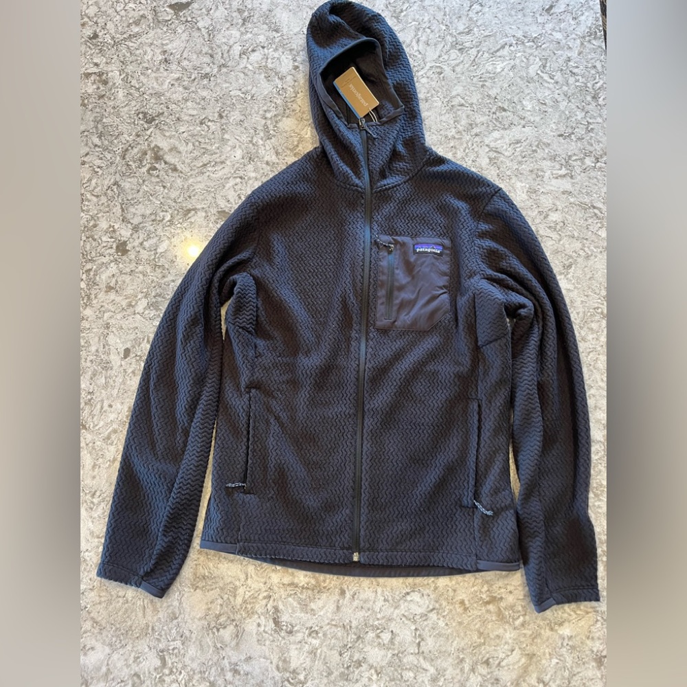 Brand New Patagonia Men’s R1 Air Full-Zip Hoody